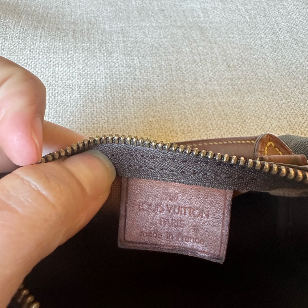 Louis Vuitton Nano Speedy Handbag - Picture 9 of 11